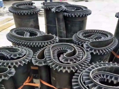 橡膠裙邊輸送帶,橡膠輸送帶 橡膠裙邊輸送帶,橡膠輸送帶